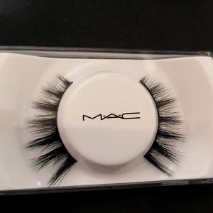 New MAC eyelashes A50